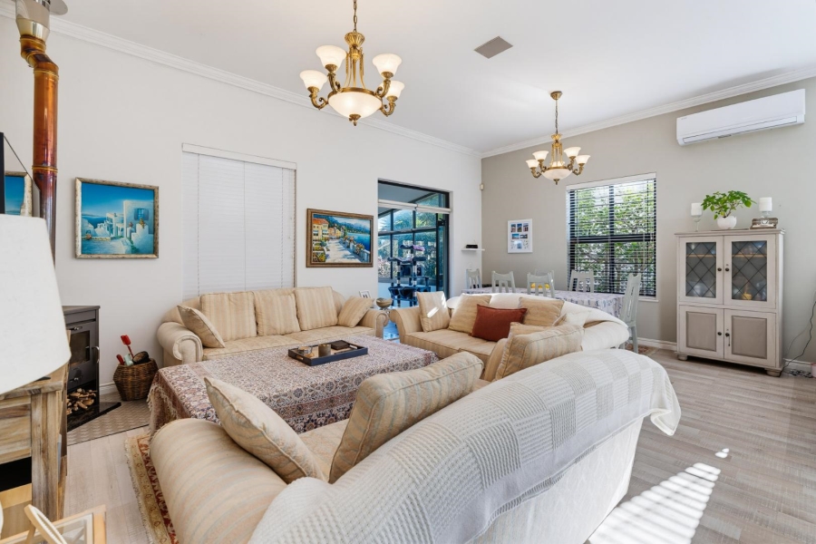 To Let 3 Bedroom Property for Rent in Royal Ascot Western Cape
